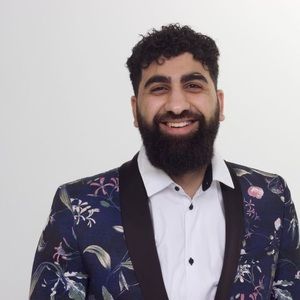 Meet your Posher, Hussein